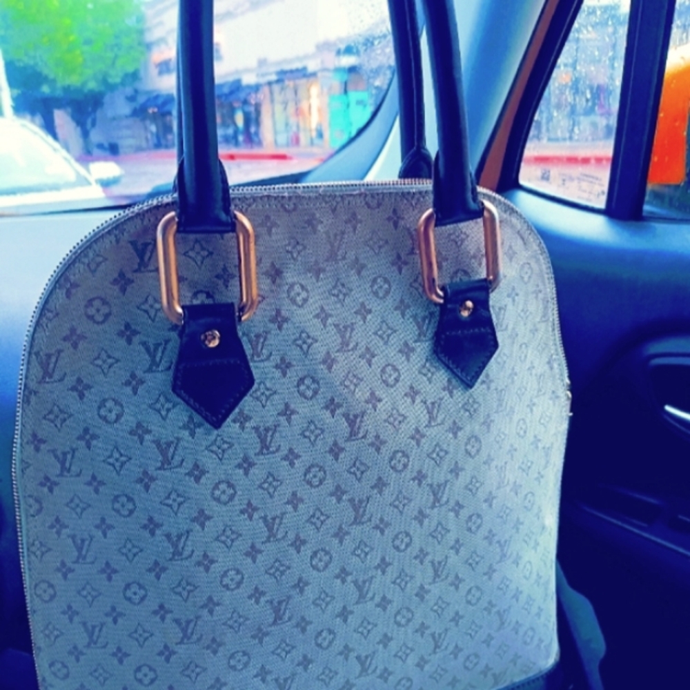 Alma tote for sale